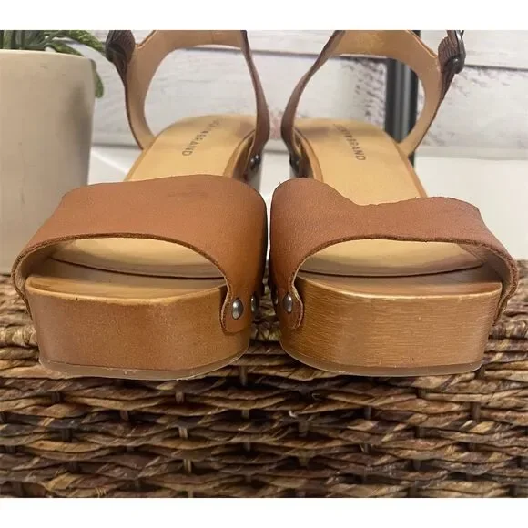 Lucky Brand Leather Studded Wedge Sandals - Size 7.5 - Picture 3 of 12